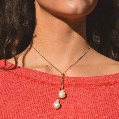 Pearl Cascade Lariat